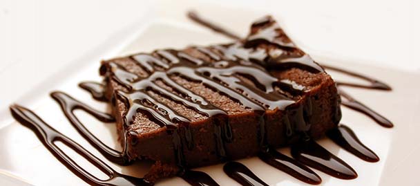 Brownie with chocolate syrup